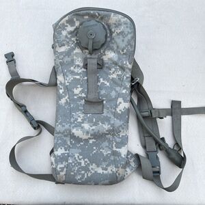Hydramax Skilcraft 100 Ounce Camouflage Hyper flow Bite Valve Only Backpack